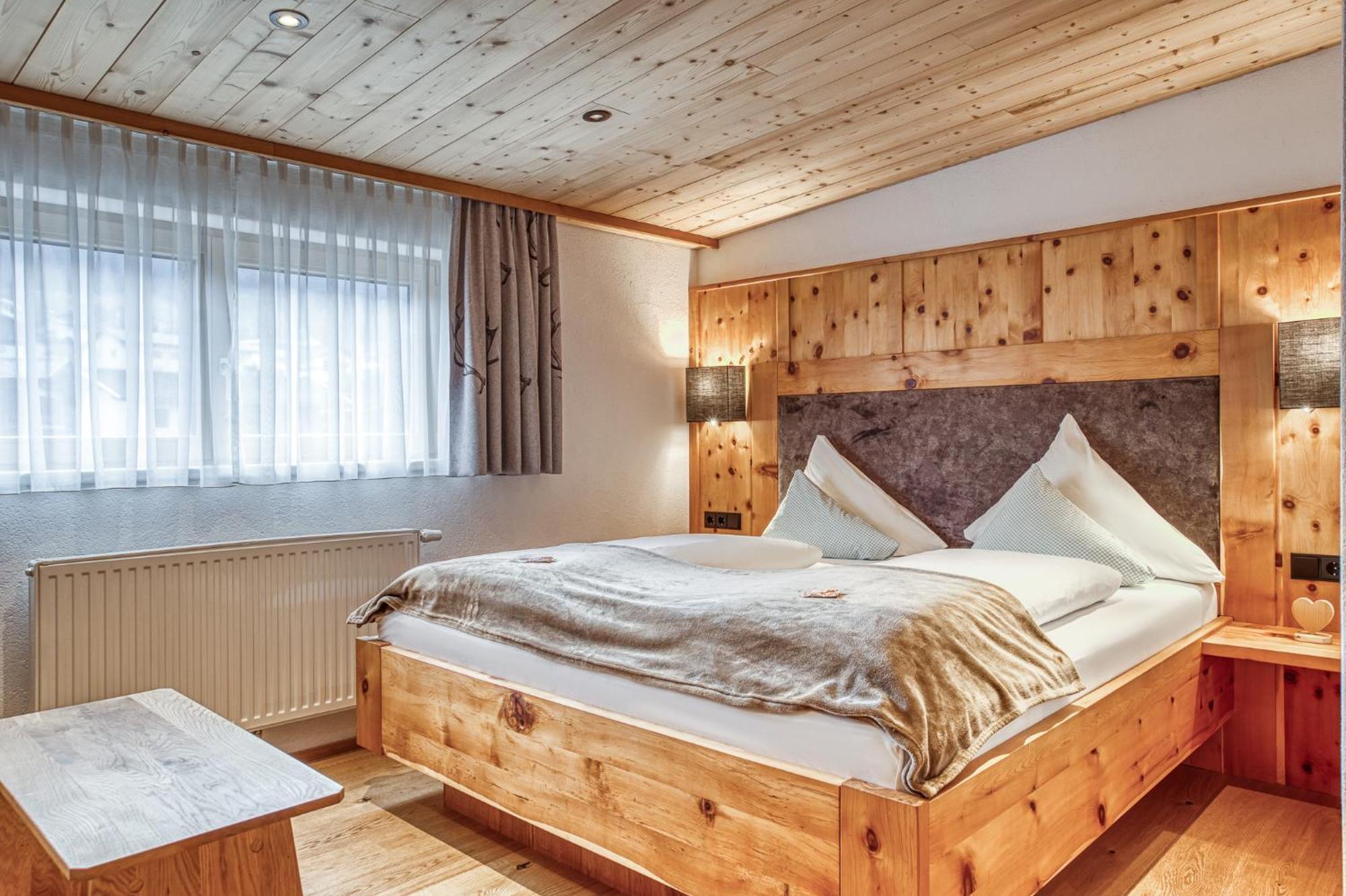 Hotel Alpenstolz Mieders Habitación foto